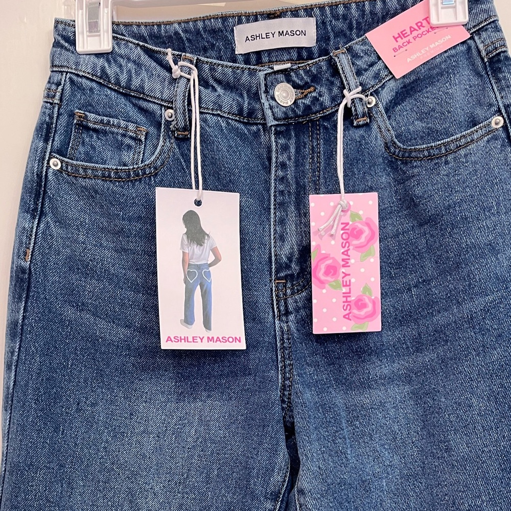 Ashley Mason Heart Back Pockets Jeans - Picture 9 of 9